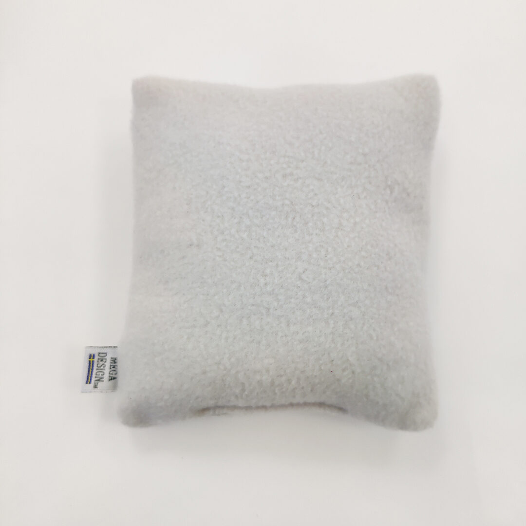 Hundleksak Pillow Sand 1